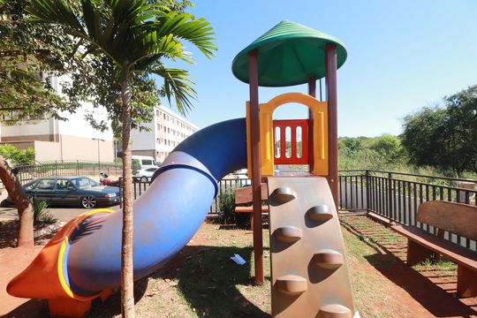 Playgraund  de apartamento para alugar com 2 quartos, 52m² em Planalto Verde, Ribeirão Preto