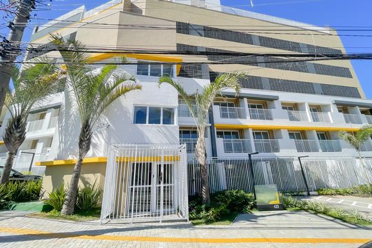 Fachada de kitnet/studio para alugar com 1 quarto, 26m² em Vila Osasco, Osasco