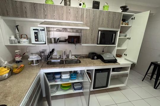 Cozinha de apartamento para alugar com 4 quartos, 134m² em José Menino, Santos