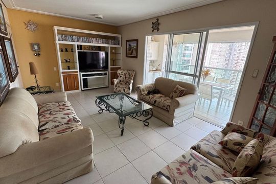 Apartamento para alugar com 4 quartos, 134m² em José Menino, Santos