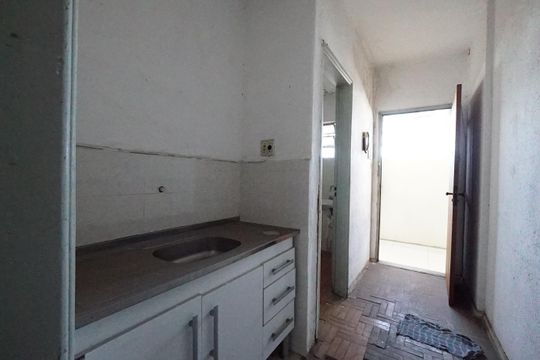 Cozinha de kitnet/studio para alugar com 1 quarto, 36m² em Liberdade, São Paulo