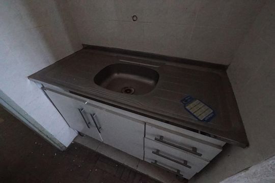 Cozinha de kitnet/studio para alugar com 1 quarto, 36m² em Liberdade, São Paulo