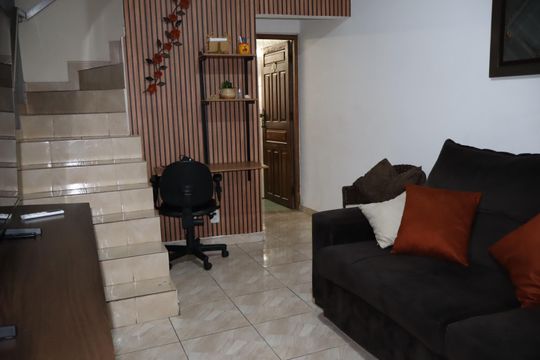 Casa à venda com 2 quartos, 96m² em Vila Santa Clara, São Paulo