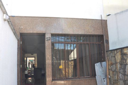 Garagem de casa à venda com 2 quartos, 90m² em Jardim Jaragua (sao Domingos), São Paulo