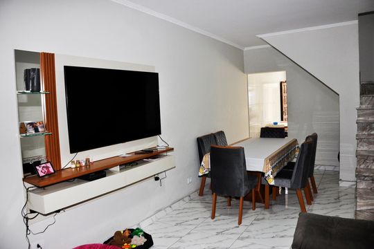 Detalhe - Sala e Sala de Jantar de casa à venda com 2 quartos, 90m² em Jardim Jaragua (sao Domingos), São Paulo