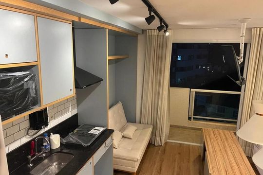 Cozinha/Sala de kitnet/studio para alugar com 1 quarto, 30m² em Perdizes, São Paulo