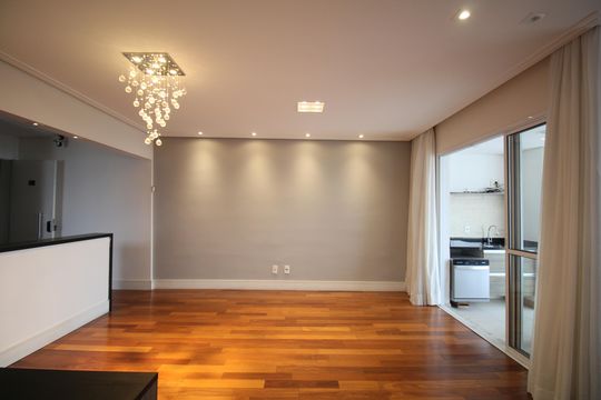 Sala de apartamento para alugar com 3 quartos, 84m² em Vila Suzana, São Paulo