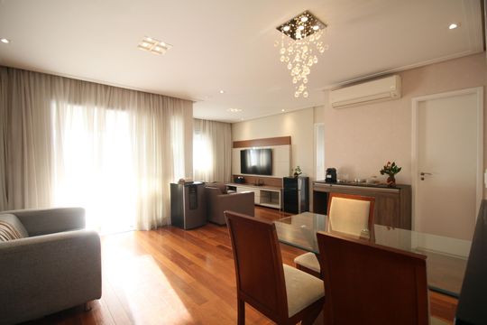 Apartamento para alugar com 2 quartos, 84m² em Vila Suzana, São Paulo
