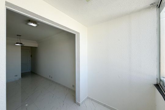 Varanda da Sala de apartamento para alugar com 3 quartos, 70m² em Jardim das Laranjeiras, São Paulo