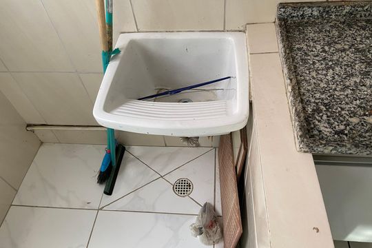 Área de Serviço de apartamento para alugar com 2 quartos, 49m² em Conjunto Promorar Raposo Tavares, São Paulo
