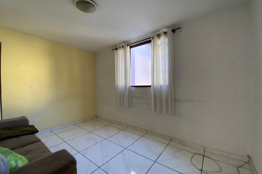Sala de apartamento para alugar com 2 quartos, 49m² em Conjunto Promorar Raposo Tavares, São Paulo