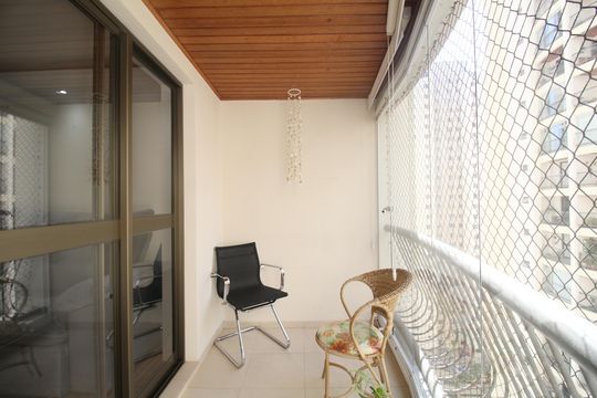 Varanda de apartamento à venda com 3 quartos, 110m² em Chácara Agrindus, Taboão da Serra