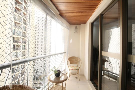 Varanda de apartamento à venda com 3 quartos, 110m² em Chácara Agrindus, Taboão da Serra