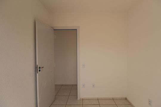 Quarto 2 de apartamento para alugar com 2 quartos, 55m² em Mantiqueira, Belo Horizonte