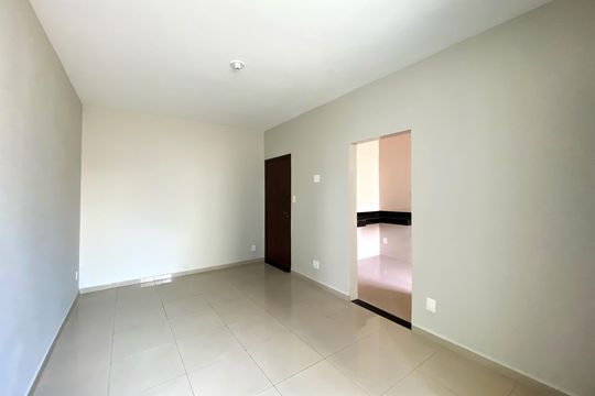 Sala de apartamento à venda com 2 quartos, 62m² em Sagrada Família, Belo Horizonte