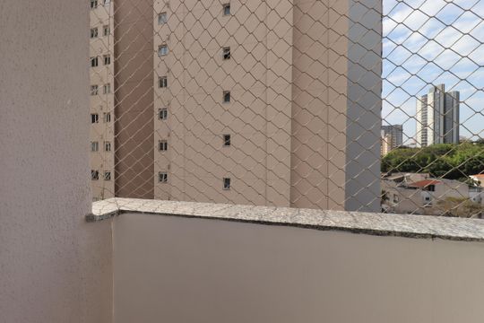 Sacada da Sala de apartamento para alugar com 3 quartos, 59m² em Vila Valparaíso, Santo André