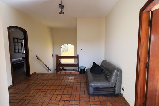 Sala de casa à venda com 5 quartos, 320m² em Adalgisa, São Paulo
