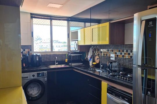 Cozinha de apartamento para alugar com 2 quartos, 65m² em Nova Vista, Belo Horizonte