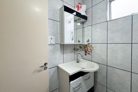 Banheiro Social de apartamento para alugar com 2 quartos, 50m² em Jardim Irajá, São Bernardo do Campo