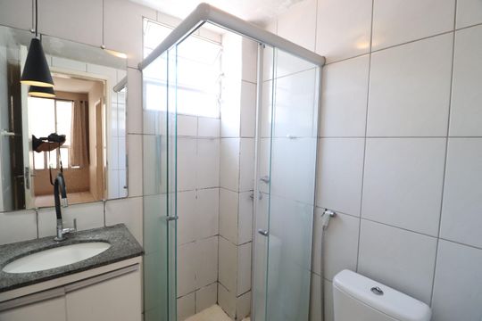 Banheiro Social de apartamento para alugar com 2 quartos, 55m² em Brasil, Uberlândia