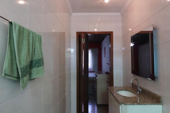 Quarto 1 - Suíte Banheiro  de casa à venda com 3 quartos, 180m² em Vila Jupiter, São Bernardo do Campo
