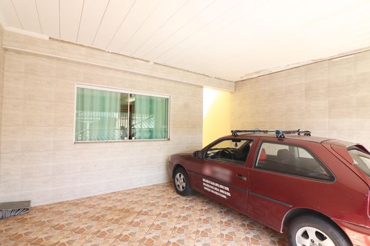 Garagem de casa à venda com 3 quartos, 180m² em Vila Jupiter, São Bernardo do Campo
