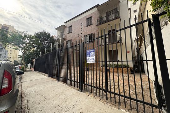 Fachada de apartamento à venda com 2 quartos, 84m² em Aclimação, São Paulo