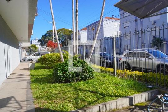 Área externa de apartamento para alugar com 4 quartos, 130m² em Vila Ipiranga, Porto Alegre