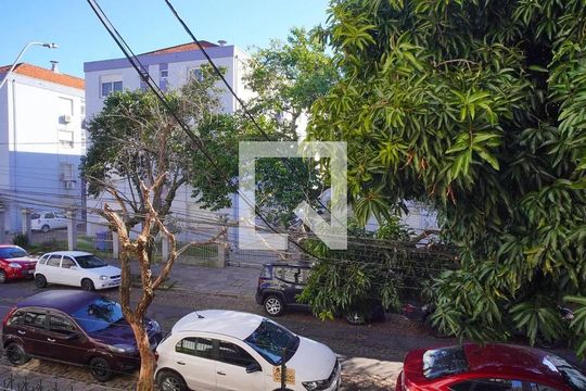 Área externa de apartamento para alugar com 4 quartos, 130m² em Vila Ipiranga, Porto Alegre