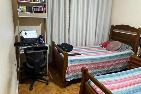 Quarto de casa à venda com 2 quartos, 138m² em Jardim das Flores, São Paulo