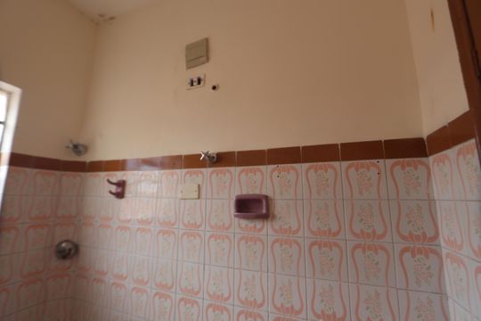 Banheiro social de casa à venda com 2 quartos, 150m² em Vila Mendes, São Paulo