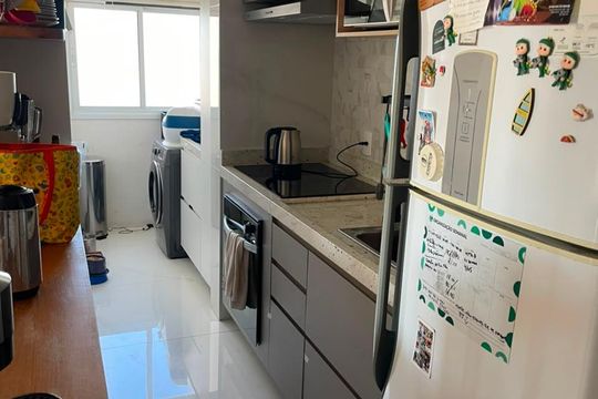 Cozinha de apartamento à venda com 2 quartos, 69m² em Engordadouro, Jundiaí