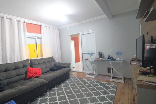 Sala de casa à venda com 2 quartos, 260m² em Sítio Cocaia, São Paulo