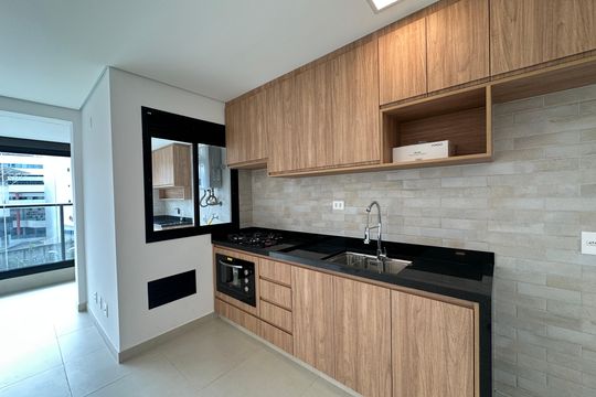 Cozinha de apartamento à venda com 2 quartos, 86m² em Alphaville Comercial, Barueri