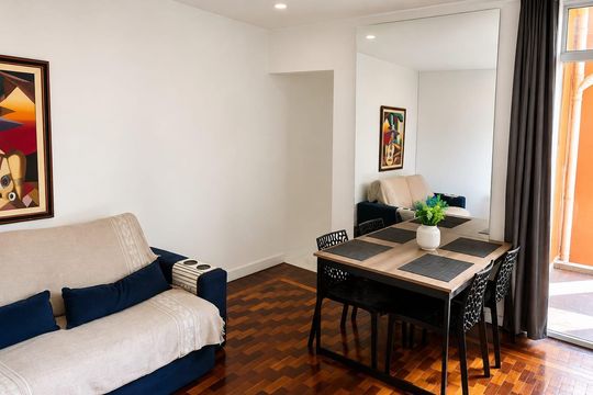 Sala de casa para alugar com 2 quartos, 90m² em Vila Isabel, Rio de Janeiro