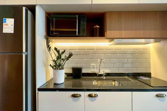 Cozinha de kitnet/studio para alugar com 1 quarto, 25m² em Pinheiros, São Paulo