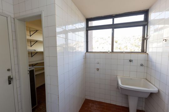 Área de Serviço de apartamento à venda com 3 quartos, 107m² em Santo Antônio, Belo Horizonte