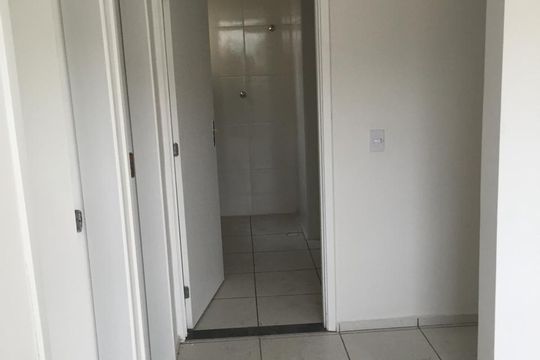 Sala de apartamento à venda com 2 quartos, 60m² em Jardim Guilhermino, Guarulhos