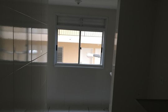 Cozinha de apartamento à venda com 2 quartos, 60m² em Jardim Guilhermino, Guarulhos