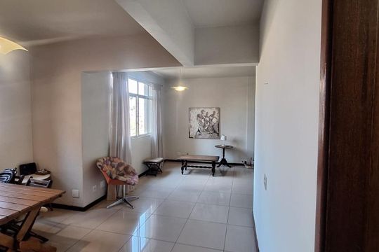 Apartamento à venda com 2 quartos, 85m² em Santo Antônio, Belo Horizonte