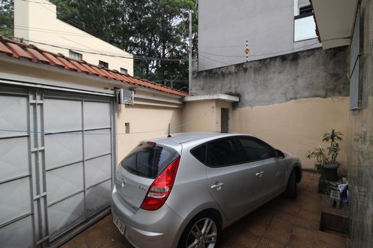 Garagem de casa à venda com 3 quartos, 280m² em Jardim São Paulo, São Paulo