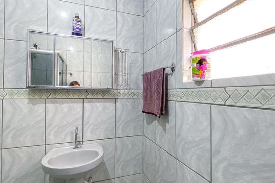 Casa à venda com 3 quartos, 360m² em Eldorado, Contagem