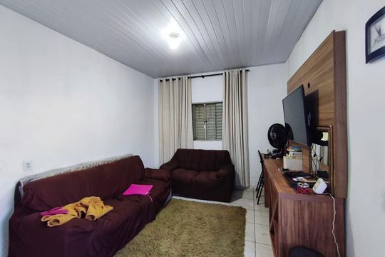 Sala de casa à venda com 2 quartos, 90m² em Conjunto Habitacional Parque da Floresta, Campinas