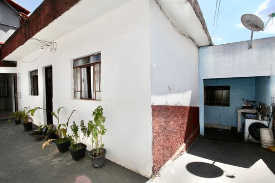 Quintal de casa à venda com 5 quartos, 110m² em Fonte Grande, Contagem