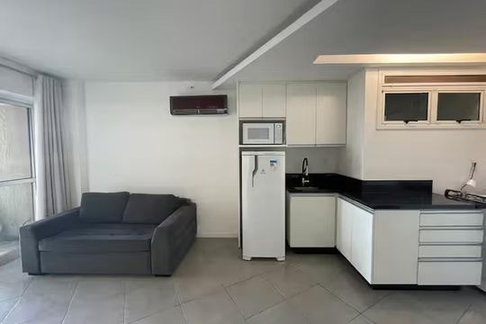 Apartamento para alugar com 1 quarto, 50m² em Recreio dos Bandeirantes, Rio de Janeiro