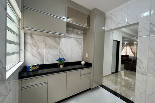 Área de Serviço de casa à venda com 3 quartos, 308m² em Jardim Julio, Barueri