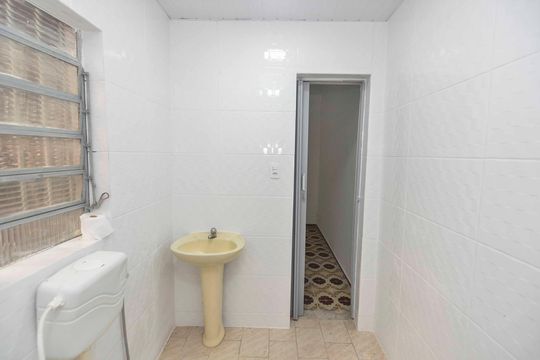 Banheiro de Serviço de casa à venda com 3 quartos, 103m² em Vila Isabel, Rio de Janeiro