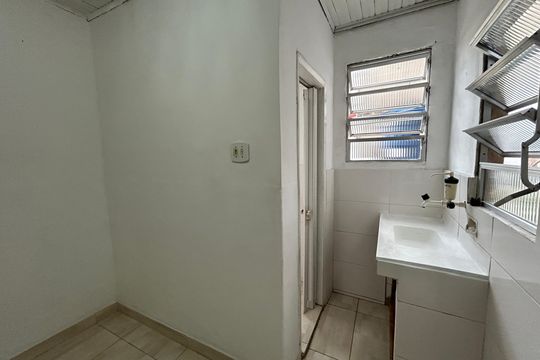 Cozinha de casa para alugar com 1 quarto, 40m² em Cascadura, Rio de Janeiro