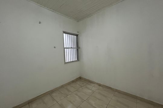 Quarto de casa para alugar com 1 quarto, 40m² em Cascadura, Rio de Janeiro