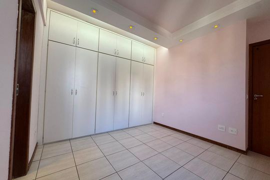 Apartamento à venda com 3 quartos, 100m² em Gutierrez, Belo Horizonte